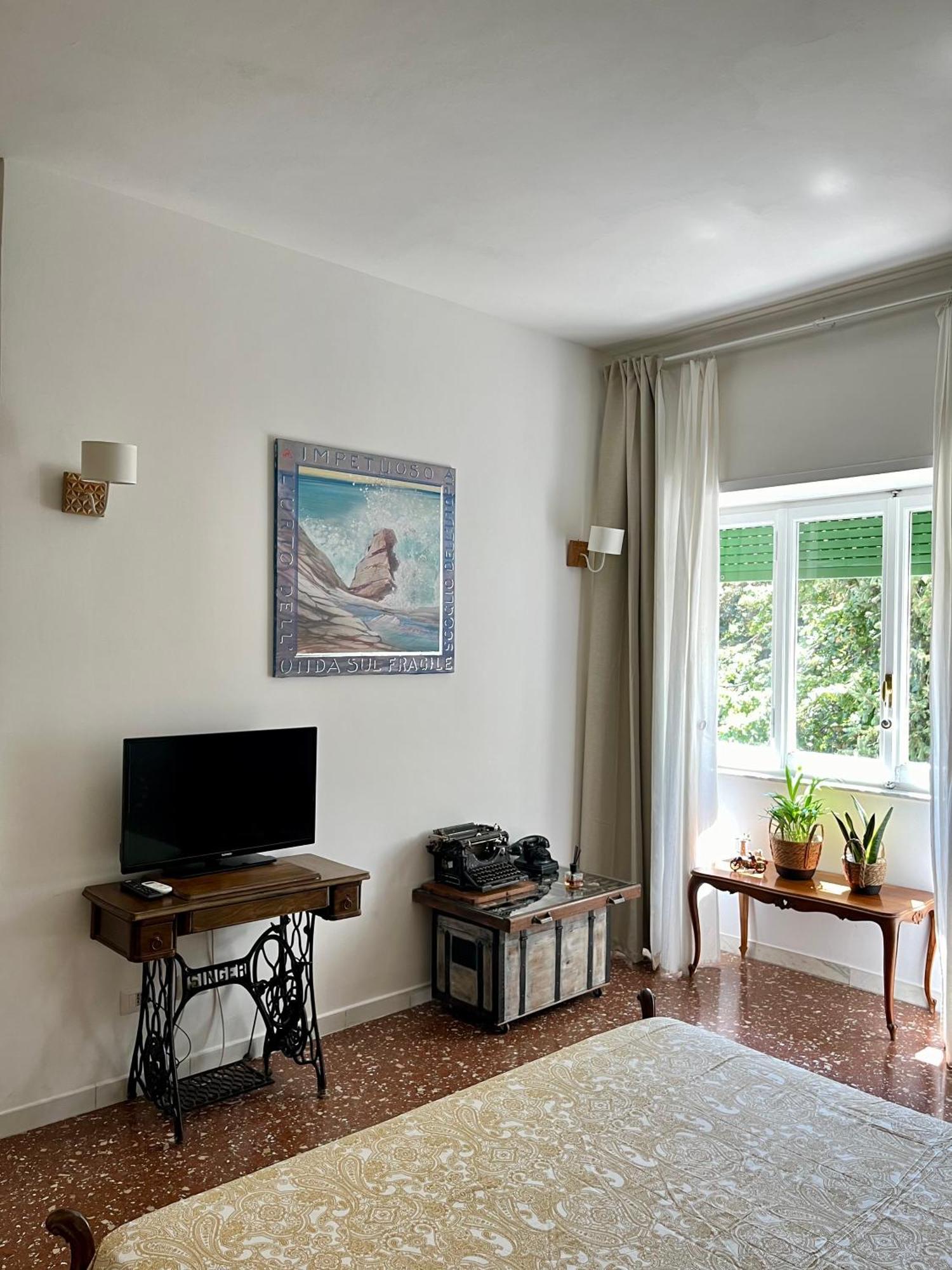 Casa Vacanze Gli Oleandri Bracciano  Bagian luar foto