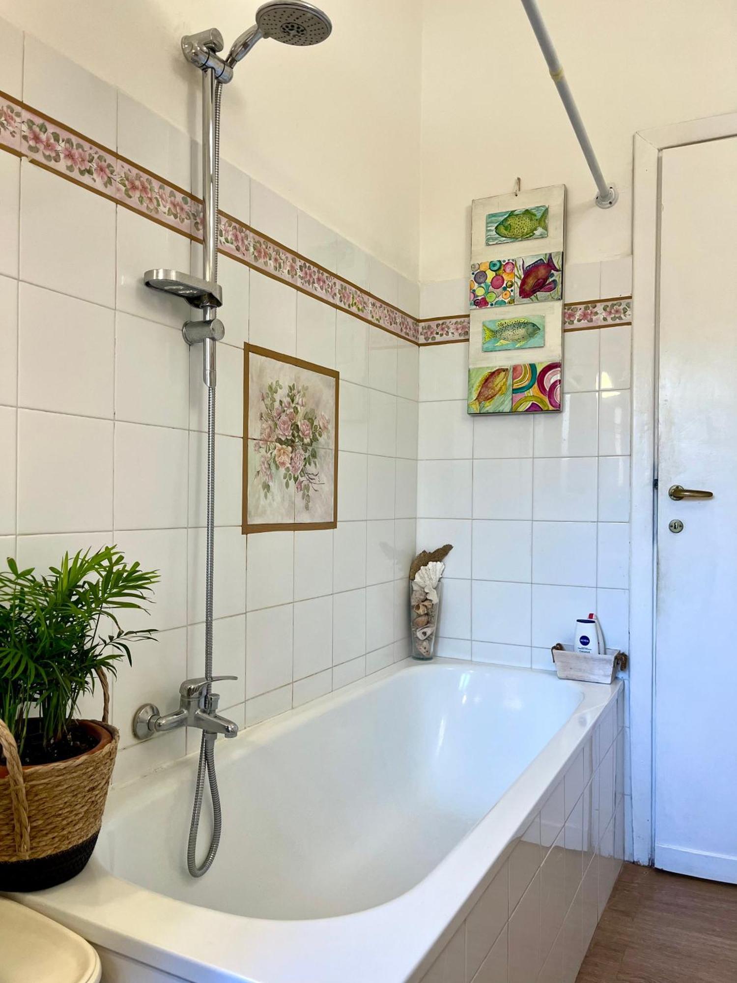 Casa Vacanze Gli Oleandri Bracciano  Bagian luar foto