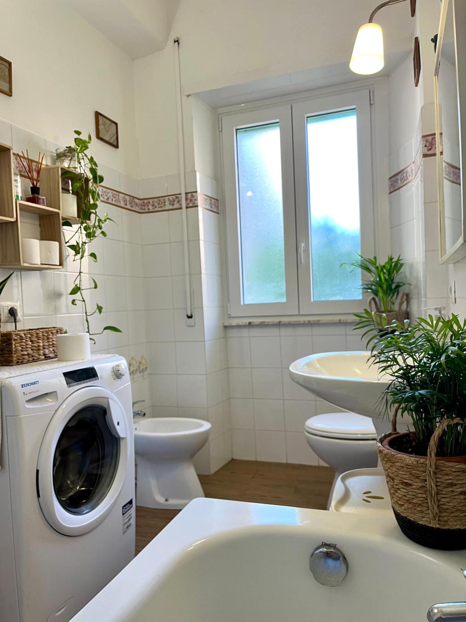 Casa Vacanze Gli Oleandri Bracciano  Bagian luar foto